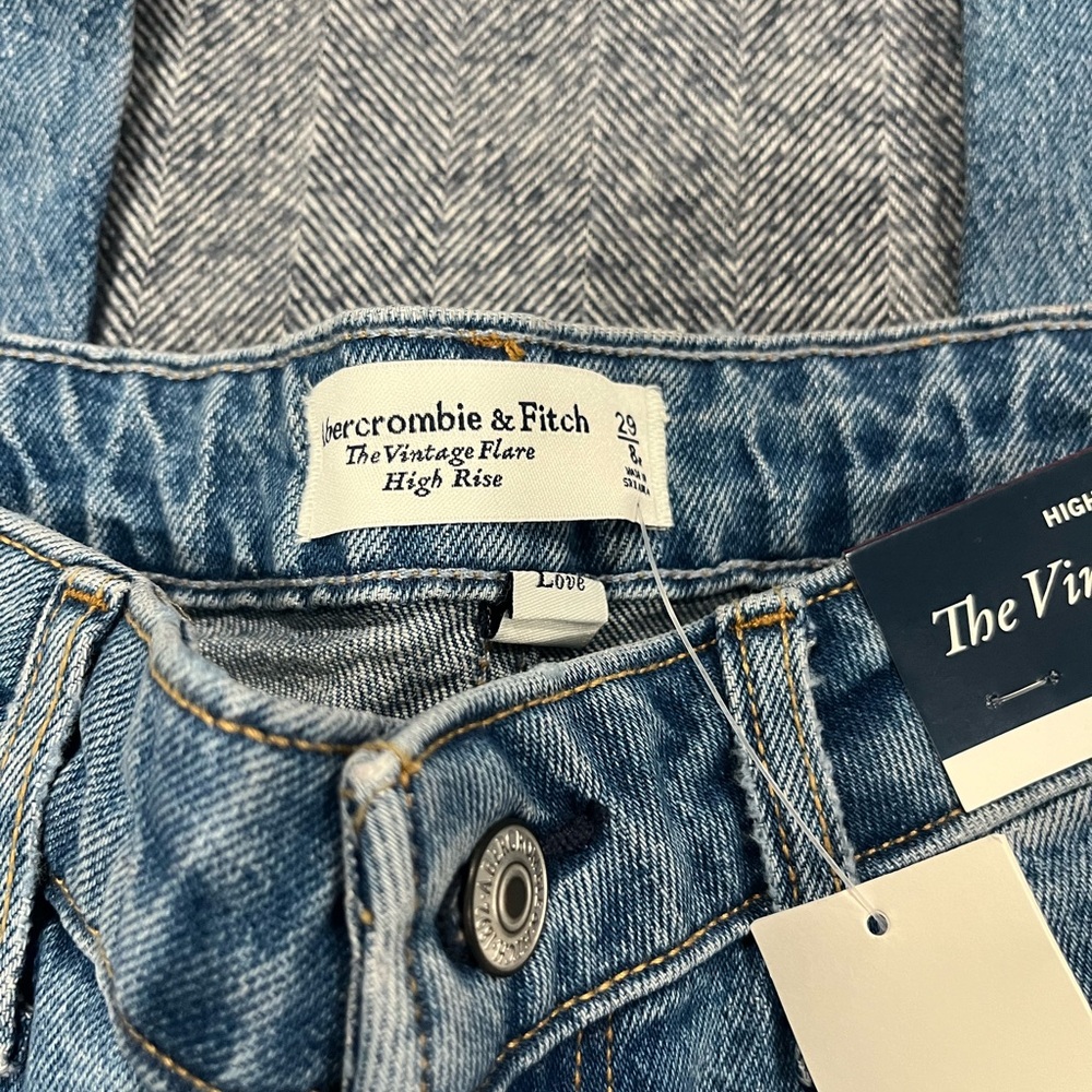 abercrombie and fitch curve love high rise vintage flare jean | size 29 - Picture 4 of 6